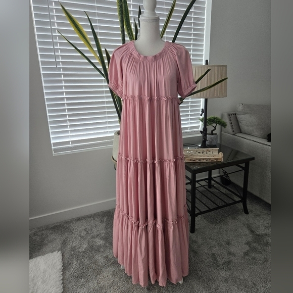 Fore Blush Pink Off the Shoulder Tiered Maxi Dress. Size Small. New without tags - Picture 3 of 9